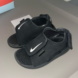 Toddler Nike sandals